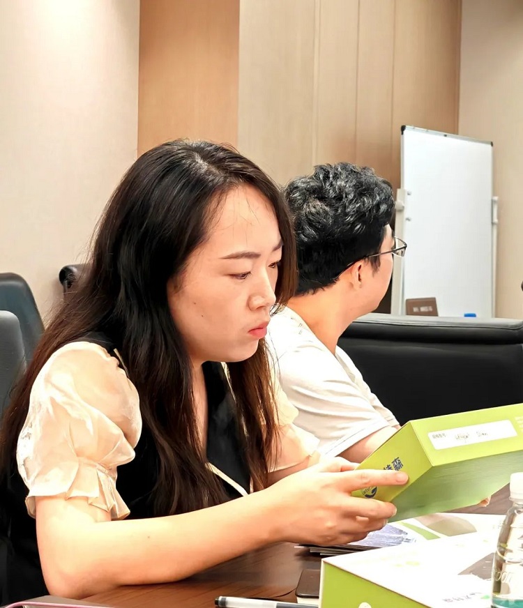 尤特森與深圳機(jī)械設(shè)計(jì)院交流會畫上完美句號 尤特森與深圳機(jī)械設(shè)計(jì)院交流會畫上完美句號