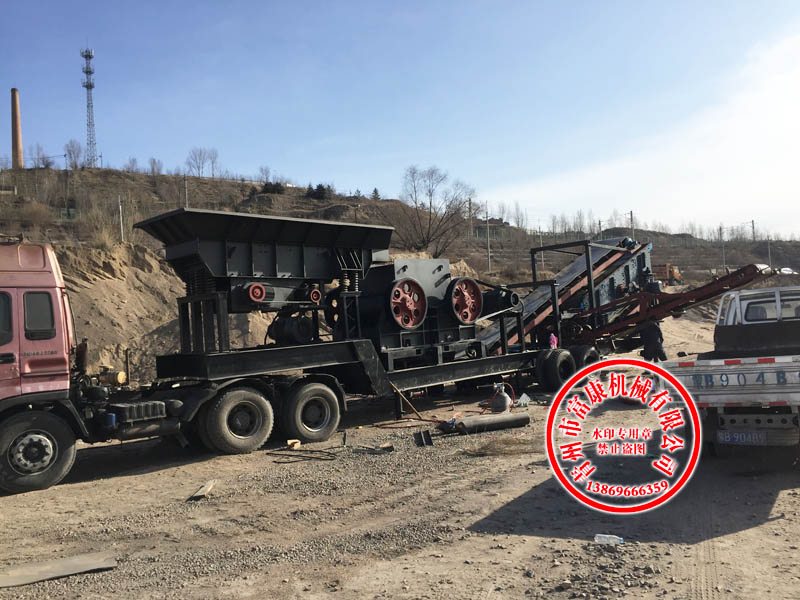 輪式移動破碎站 輪式移動破碎站