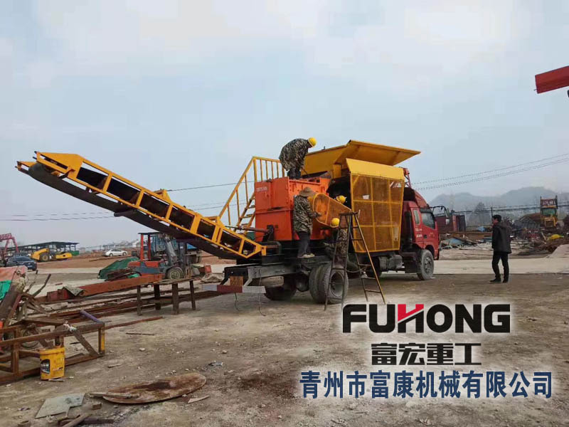 輪胎式移動破碎站